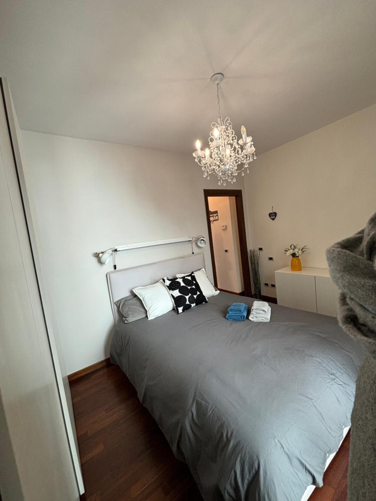 Michelangelo Apartment Pescara Exteriör bild